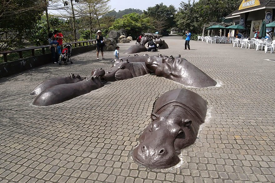 25 Of The Most Creative Sculptures And Statues From Around The World (20)