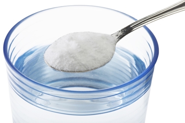 7 ok, hogy miért ne igyál egy hétig forró sós vizet - ködpiszkáló