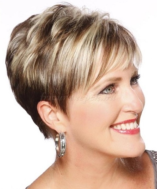 12 remek rövid frizura ötlet 50 év feletti nőknek