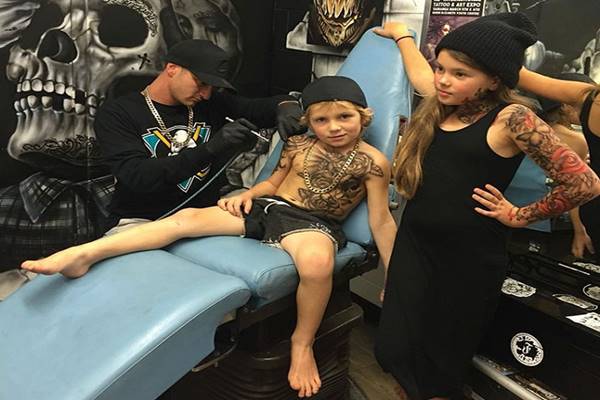 kid-tattoos-airbrush-bejamin-lloyd-new-zealand-8