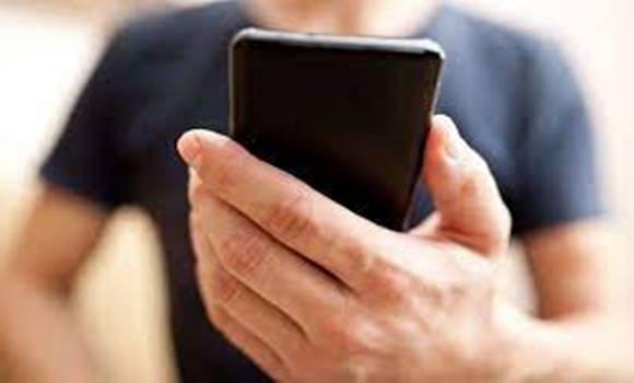 Azonnal töröld ezt a 2 alkalmazást, mindenről tudnak, ami a telefonodban van